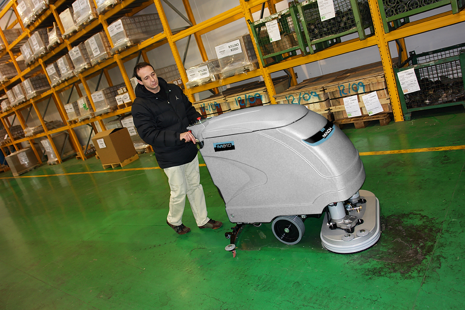 auto scrubber MACH M510